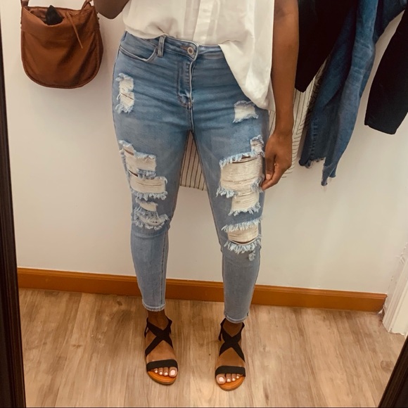 SOLD Stretchy Ripped Jeans - Picture 2 of 3